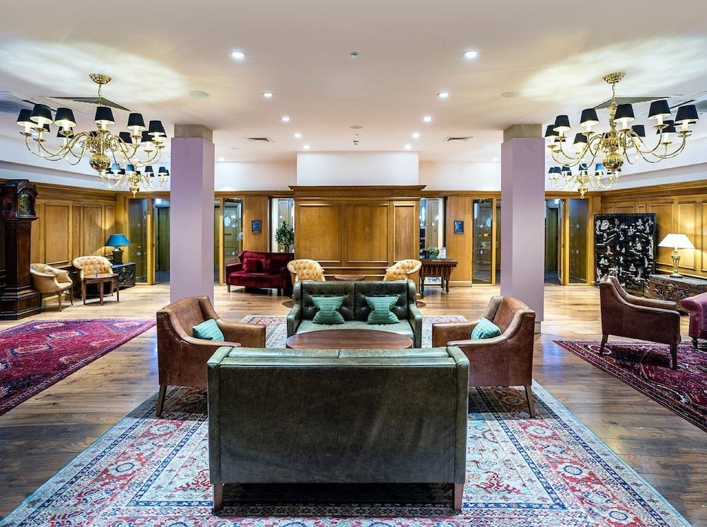 Lensbury Hotel