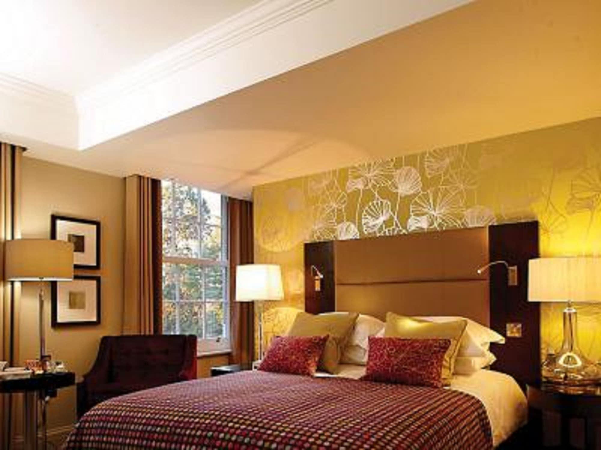 Hotel Lensbury Teddington