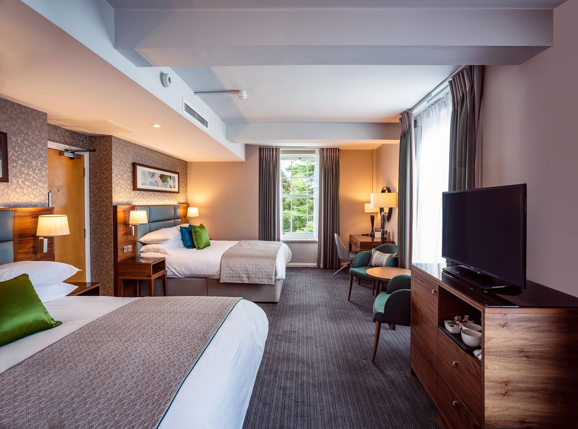 Hotel Lensbury Teddington