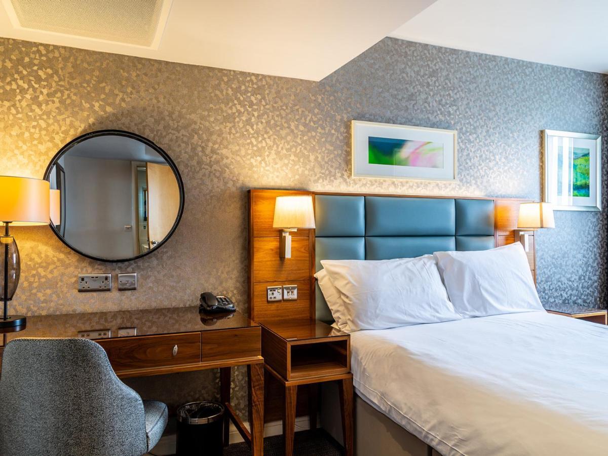Lensbury Hotel